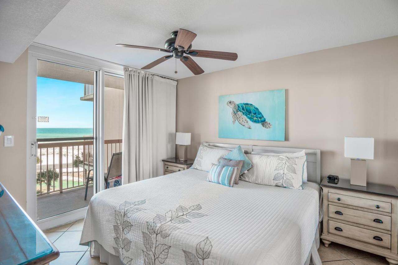 Pelican Beach Resort Condos 德斯廷 外观 照片