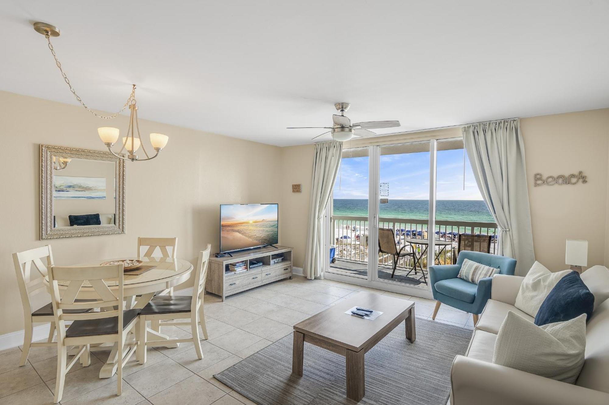 Pelican Beach Resort Condos 德斯廷 外观 照片